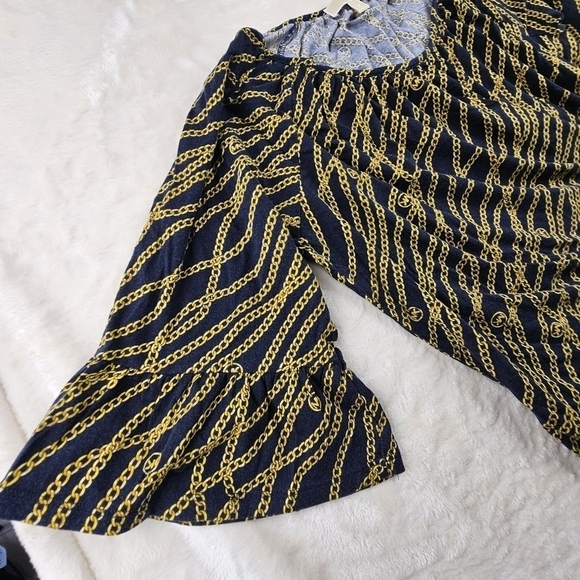 Michael Kors blouse flared sleeve 2X womens gold chain print short sleeve - Picture 2 of 8